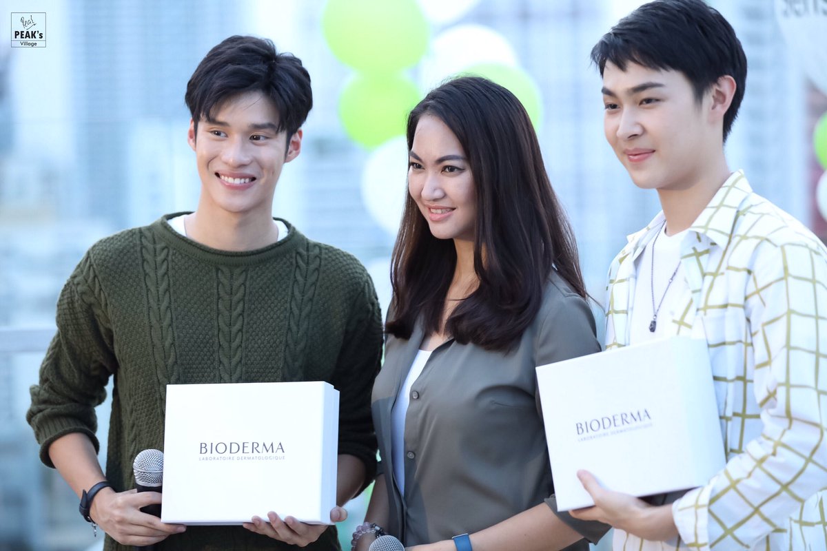 peak_village's tweet photo. ขอบคุณ @BiodermaTH นะครับ ที่จัดกิจกรรมดีๆ แบบนี้ เป็นกิจกรรมที่อบอุ่นและน่ารักมากๆ เลยครับ 💕
#peakpeemapol #Boomkrittapak
#NewMeSebium #ebbioderma
#BiodermaThailand #Sebiumlotion
#Sebiumsensitive #บูมพีค https://t.co/youJxBgI7z