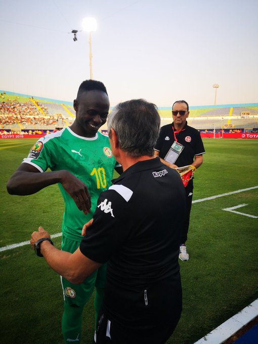 Voir l'image sur Twitter