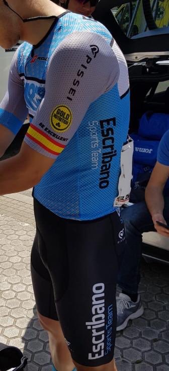 EscribanoTeam's tweet photo. 🎁🎁SORTEO🎁🎁:
-¿QUIERES VIVIR UN DÍA DE CICLISMO FORMANDO PARTE DEL STAFF DEL EQUIPO @EscribanoTeam en la próx. VUELTA ÁVILA Y GANAR UNA EQUIPACIÓN COMO LA DE NUESTROS CORREDORES? Es muy sencillo:
1️⃣Hazte seguidor de @EscribanoTeam 
2️⃣Pulsa ❤️
3️⃣Haz retweet de esta publicación https://t.co/2U4Zgig8ky