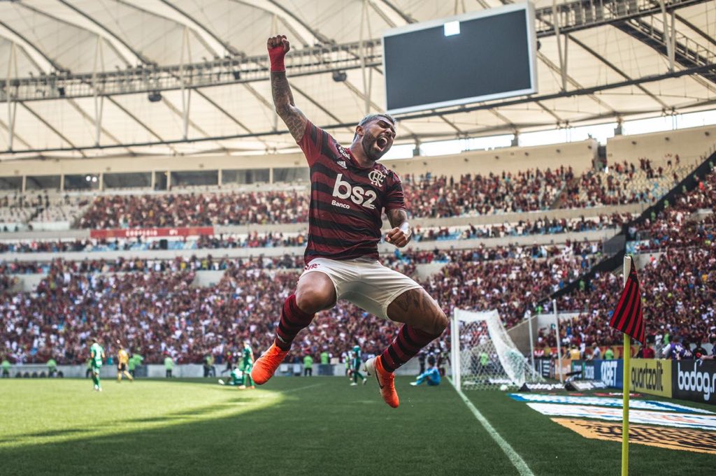 gabigol's tweet photo. Que Domingo Nação! 

❤️🖤💪🏾⚽️

📸 Pedro Martins | André Mourão https://t.co/6caMmrU8eI