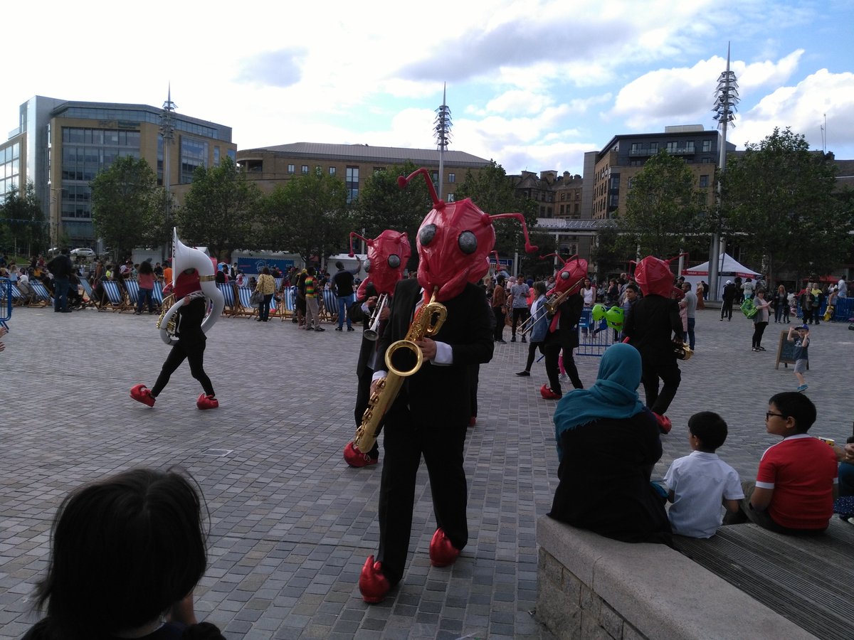 The MuteAntz bringing a jazzy evening for the last day of the @BfdFestival! Well known that ants always love (to) jam! #BradfordFestival #BigUpBradford