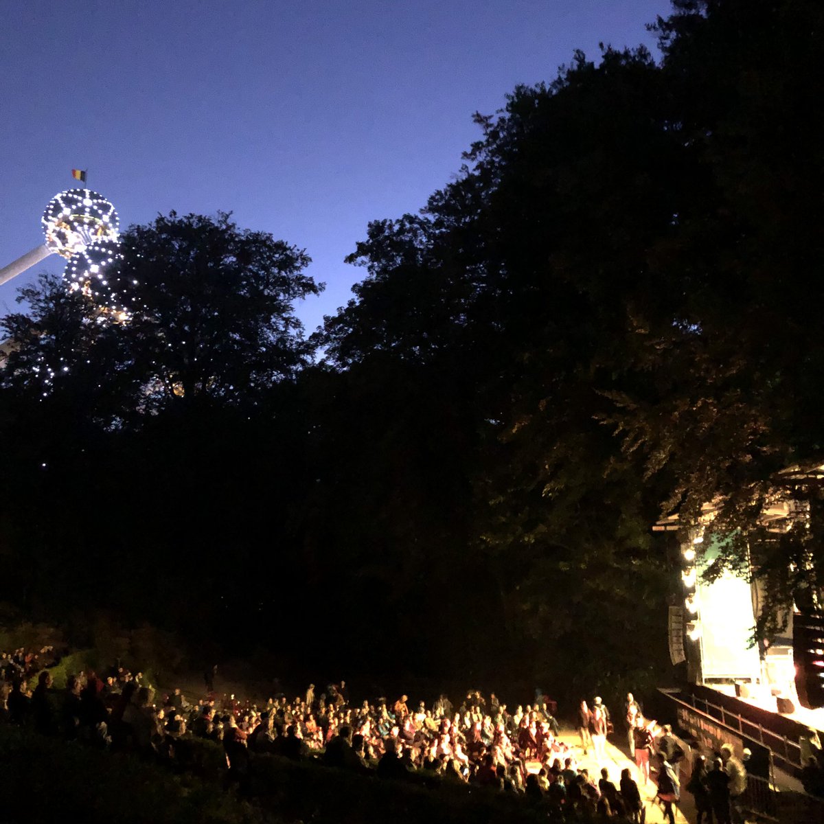 Despite the uncertain weather, you were 18.000 who attended both days of the festival. And we ended up matching last year’s already amazing numbers. From the Brosella festival team to you: 18.000 times THANK YOU.
#brosellafestival