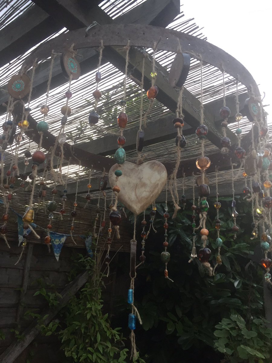 helenwheelock1's tweet photo. Up-cycling an old cider barrel frame into a Sun catcher / Garden light was so rewarding. Cost next to nothing. #upCycling #lovewhereyoulive @OliveBridget #createtogether1.com https://t.co/tOIucy1Yg6