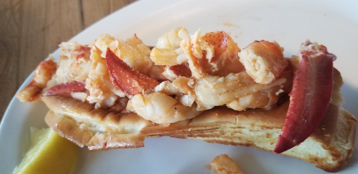 Spent my 26th birthday at my favorite New England seafood resturant. You must try their Authentic Lobster roll, served the real way!