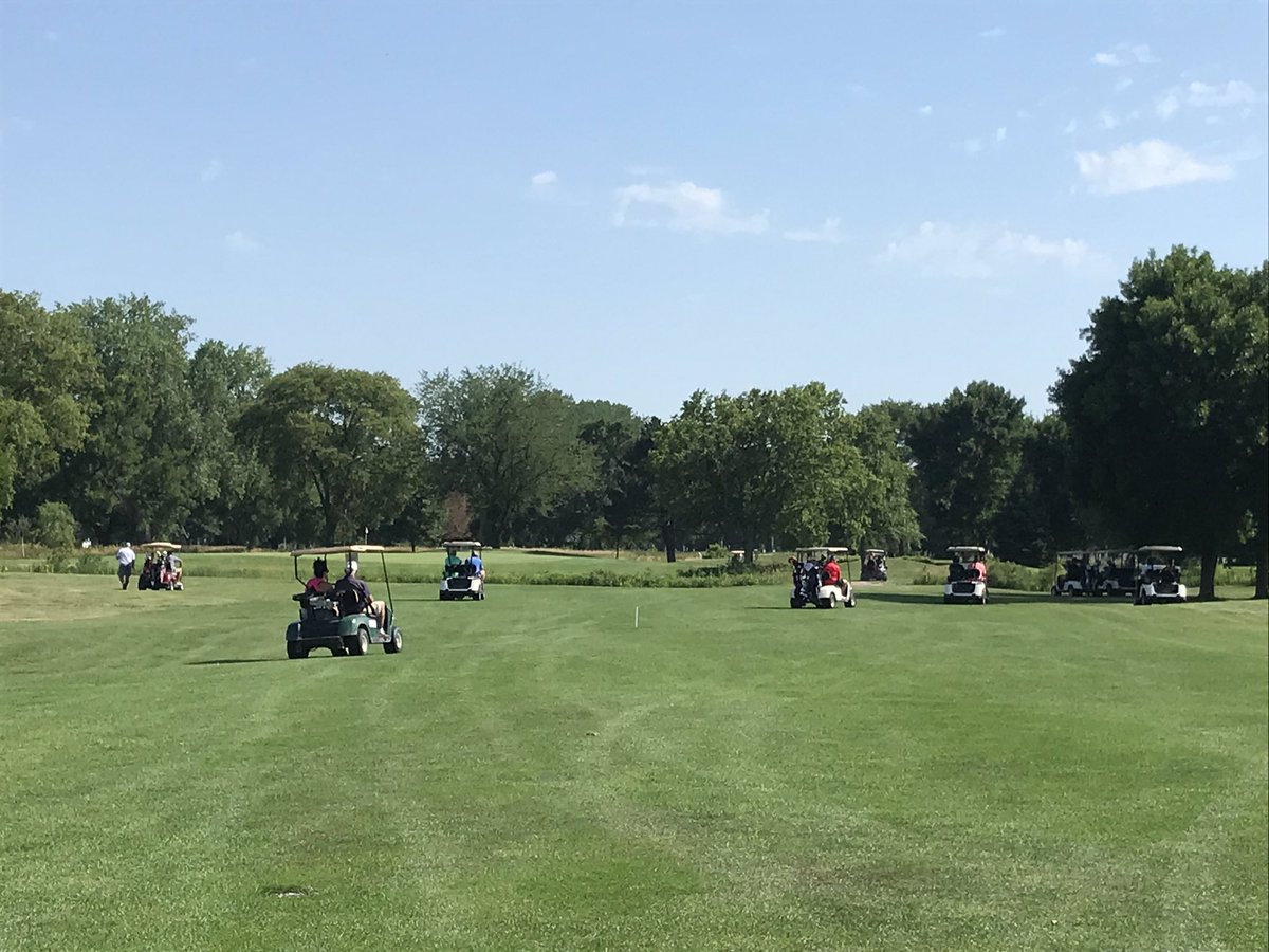 nateclarsen's tweet photo. This is your view when you are eliminated after the first hole of the derby in the @Golf_Oakland_NE member guest. Still not many better ways to spend a weekend! #ImAHack https://t.co/J2qqOK7xN7