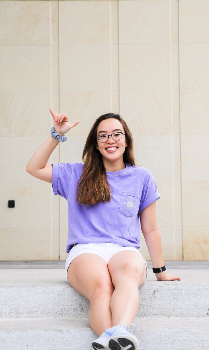UTA_CKI's tweet photo. Meet the Editor!

My name is Vi and I will be entering my second year at UTA! I will be majoring in microbiology

fun facts:
- I have a dog named Miles and he’s basically my baby 
- I’ve played many sports but my fav to play is tennis https://t.co/1ASOsTTICN