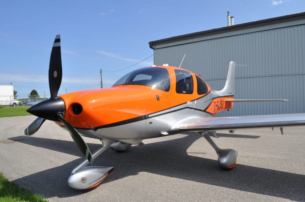 Featured #Aircraft | 2016 #Cirrus SR22T-G5 GTS | C-GJSI is an eye-catching, like NEW 2016 SR22T-G5 GTS with only 80 hours! Aircraft is covered by warranty through July 2021! See price and details here, aircraftsales.us/?p=56530 #AircraftSalesUS #Aviation #AvGeek #Pilot #Fly