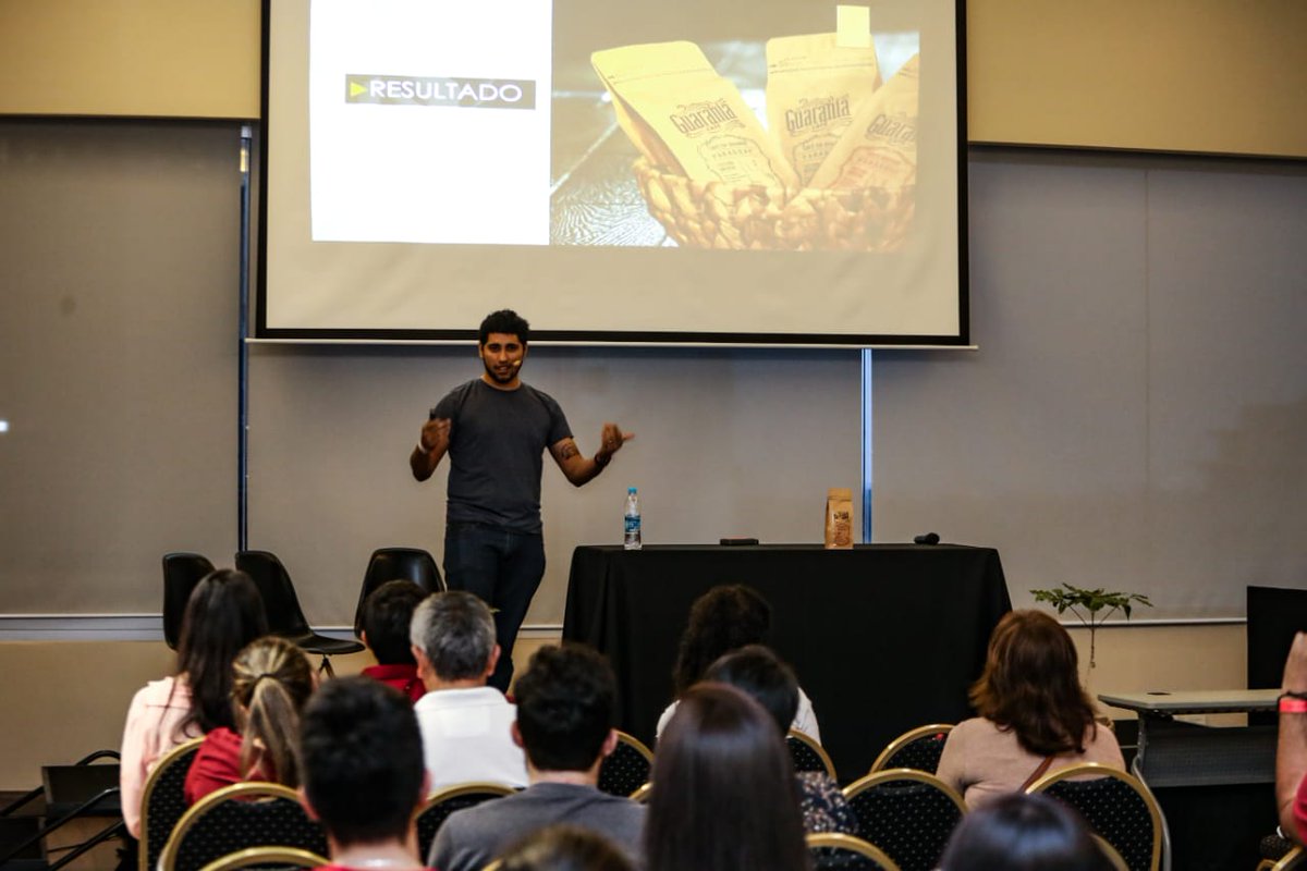 ¡Aprendé más sobre el café! Te invitamos a las charlas y talleres en el <a href="/asucoffeefest/">Asu Coffee Fest</a> Son libres para todos los coffee lovers ❤️☕📋🗣️

#AsuCoffeeFest #Cafe #Asuncion #Paraguay #CoffeeLovers