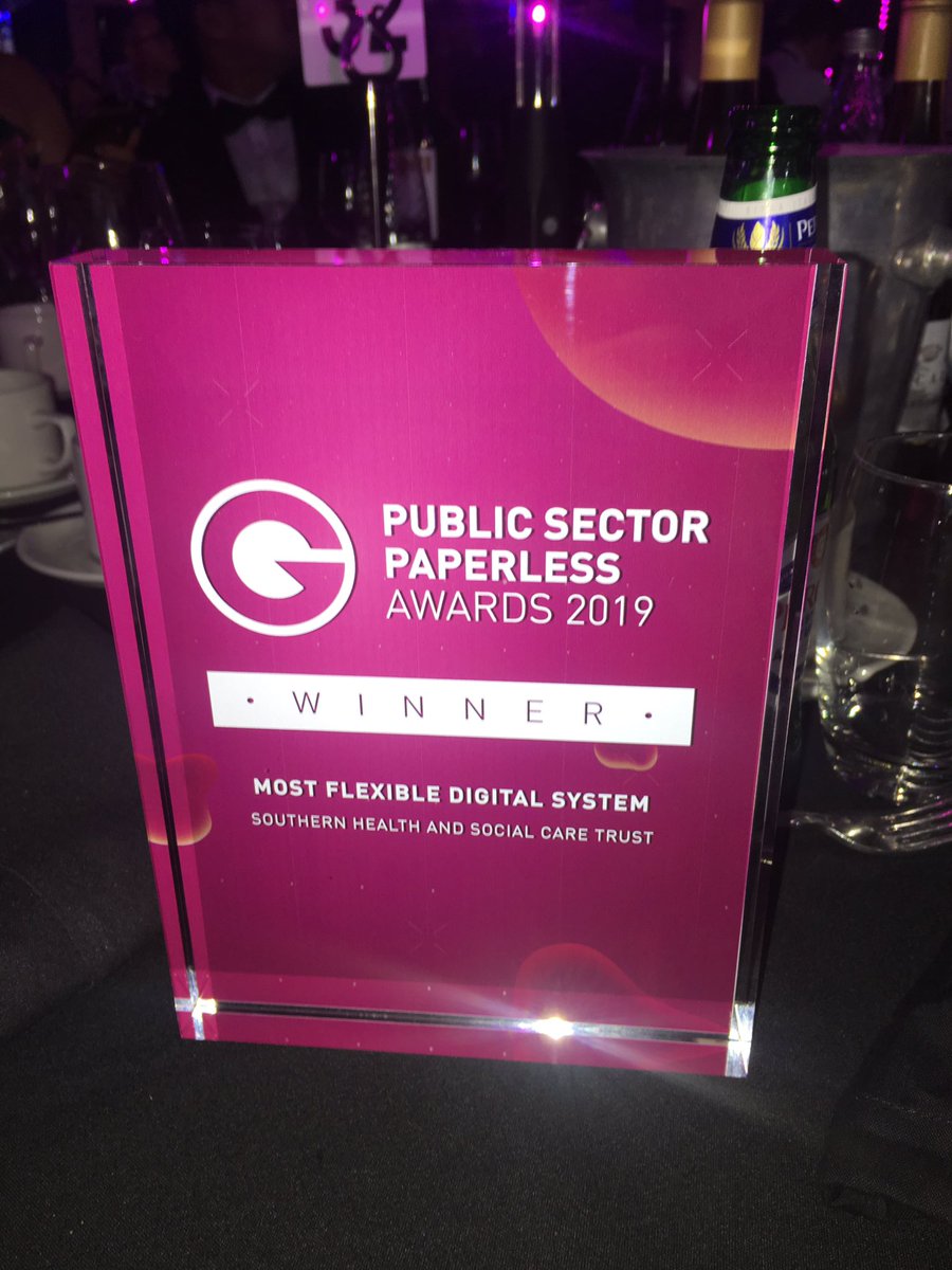 marktoal82's tweet photo. Fantastic night at the UK public sector paperless awards 2019. Home with two awards. Not a bad night’s work for the Southern Health &amp; Social Care Trust  👏 #paperlessawards @SouthernHSCT @GovNewsDirect https://t.co/EamW6JaJeI