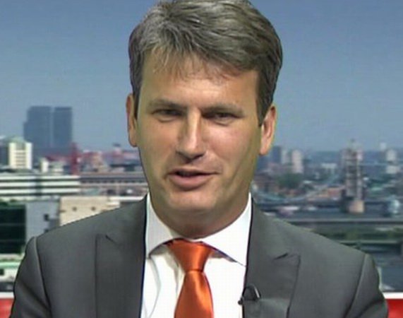 BerntCarlsson's tweet image. #Disaffected #SamMatthews #WithAnAxeToGrind engages #MediaLawyer #MarkLewis to sue  #TheLabourParty (morningstaronline.co.uk/article/b/labo…) (theguardian.com/politics/2019/…) (wikispooks.com/wiki/Sam_Matth…) (wikispooks.com/wiki/Mark_Lewis)