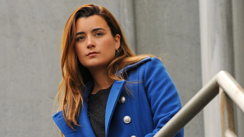 anna0364's tweet photo. Tomorrow #CotedePablo turns to the set of #NCIS. To celebrate her return if youโd like to join in please use the following hashtags all day ๐#WelcomeBackCotedePablo
#ZivaReturns & #CoteIsBack https://t.co/u6ljimPmym