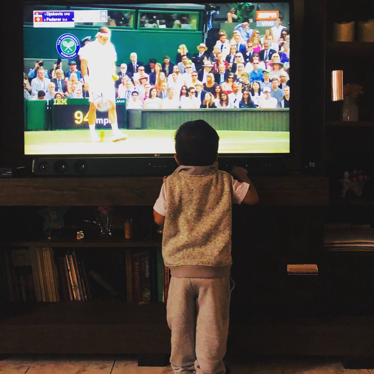dsmallys's tweet photo. Criándolo como corresponde!
#parenting
#wimbledon 
#Mipatron 
#WIMBLEDONxESPN https://t.co/TEJvHqE311