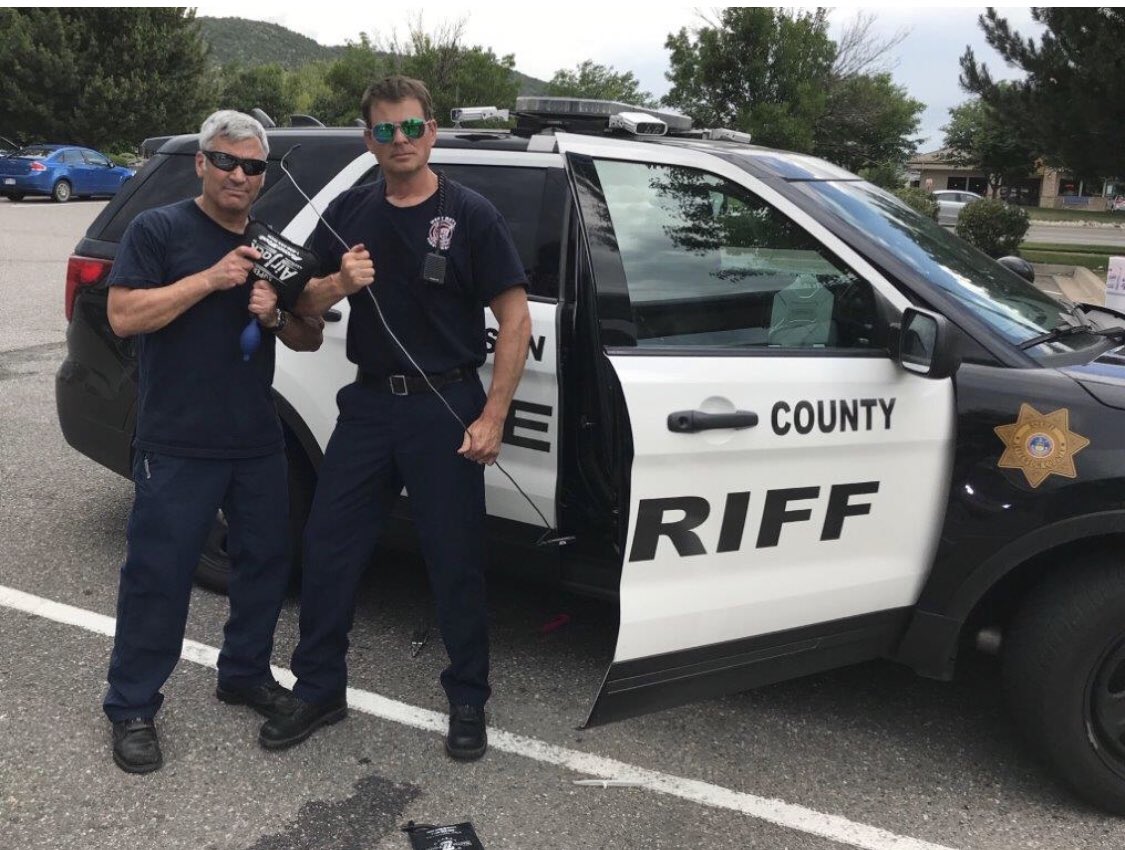 IAFF1309's tweet photo. Uh-oh!  Sometimes our law enforcement partners need a hand.....or in this case, a little forcible entry to retrieve some keys.  Happy to help @jeffcosheriffco #lockedmykeysinmycar #copsneedlovetoo #keyrescue #iaff1309 #iaff #iafflocal1309 #local1309 #l1309 #fireman https://t.co/dJsYhsv94D