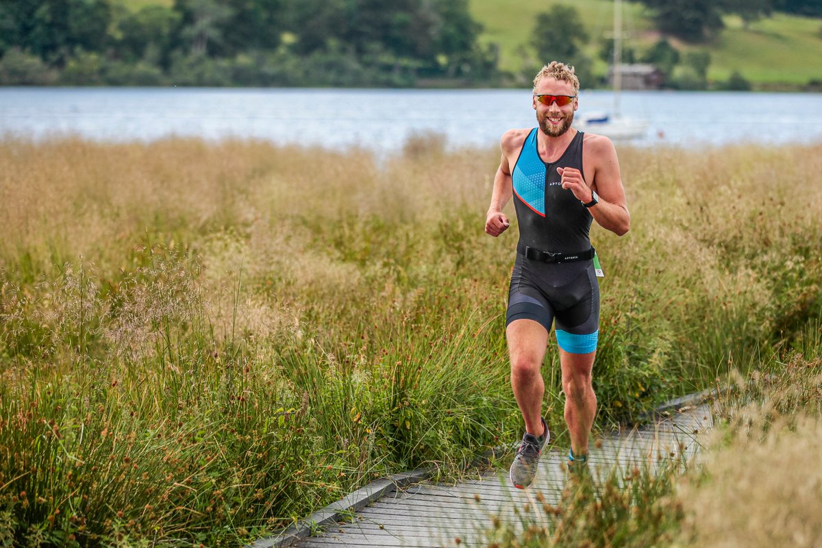 Carlos Reina Photo tweet media