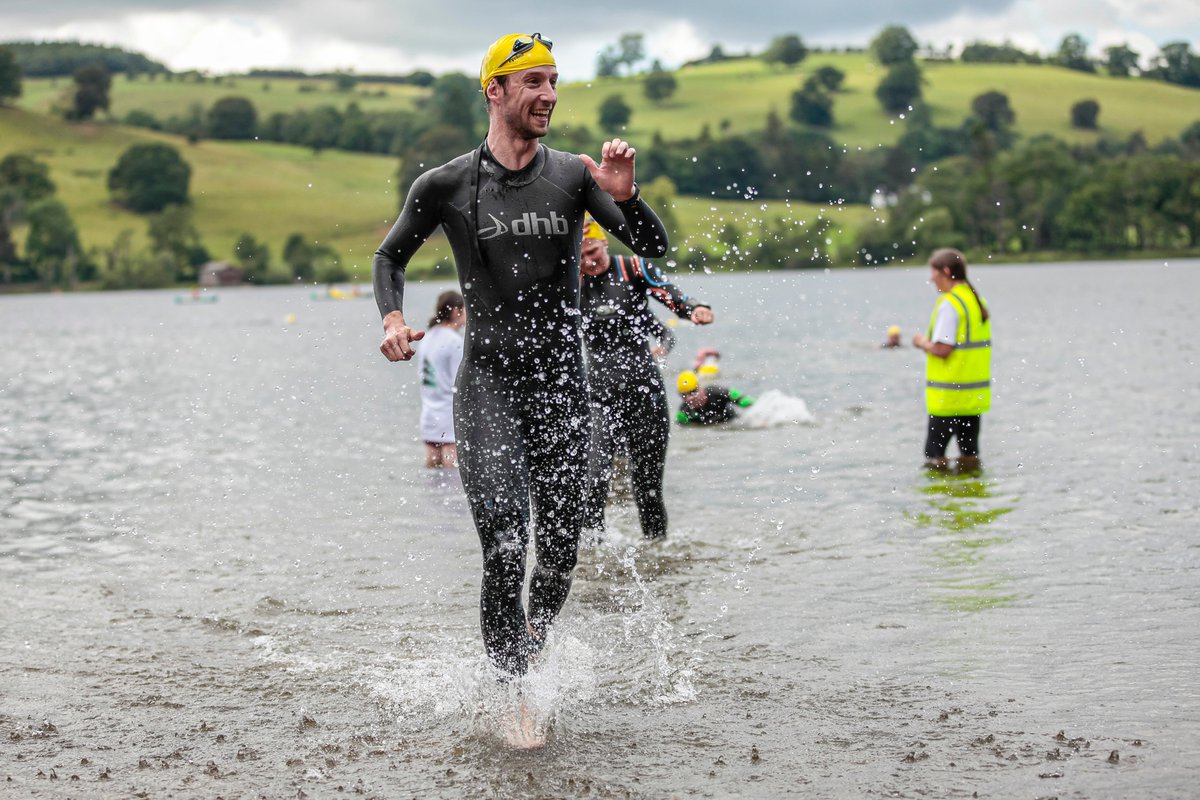 Carlos Reina Photo tweet media