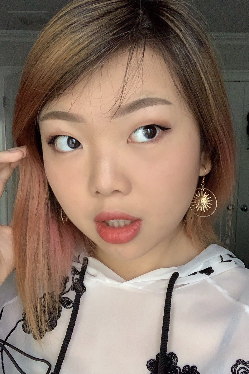 Iemontoe's tweet photo. if we drink our drinks why don’t we food our food? https://t.co/4eF8p7BuwY