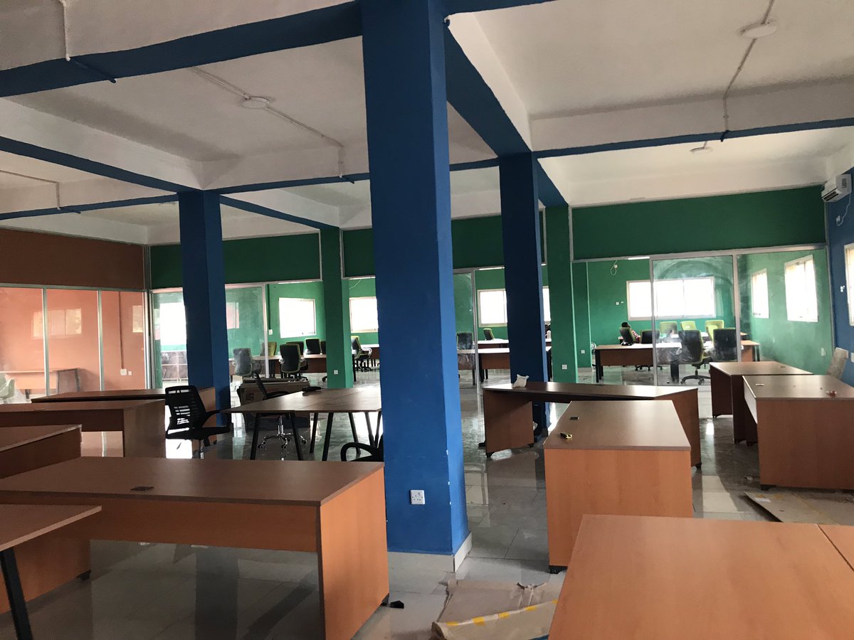 hodansomali's tweet photo. Visited soon to be launched 1st business incubation centre #SaanQaad #Mogadishu to support youth business skills &amp; employment opportunities. C builds on 🇸🇴s extraordinary entrepreneurial spirit/promotes youth led bus’s. @EU_in_Somalia @UNDPSomalia  @DSUBenadir #AfricaTrustFund https://t.co/A0qL32d6Q0