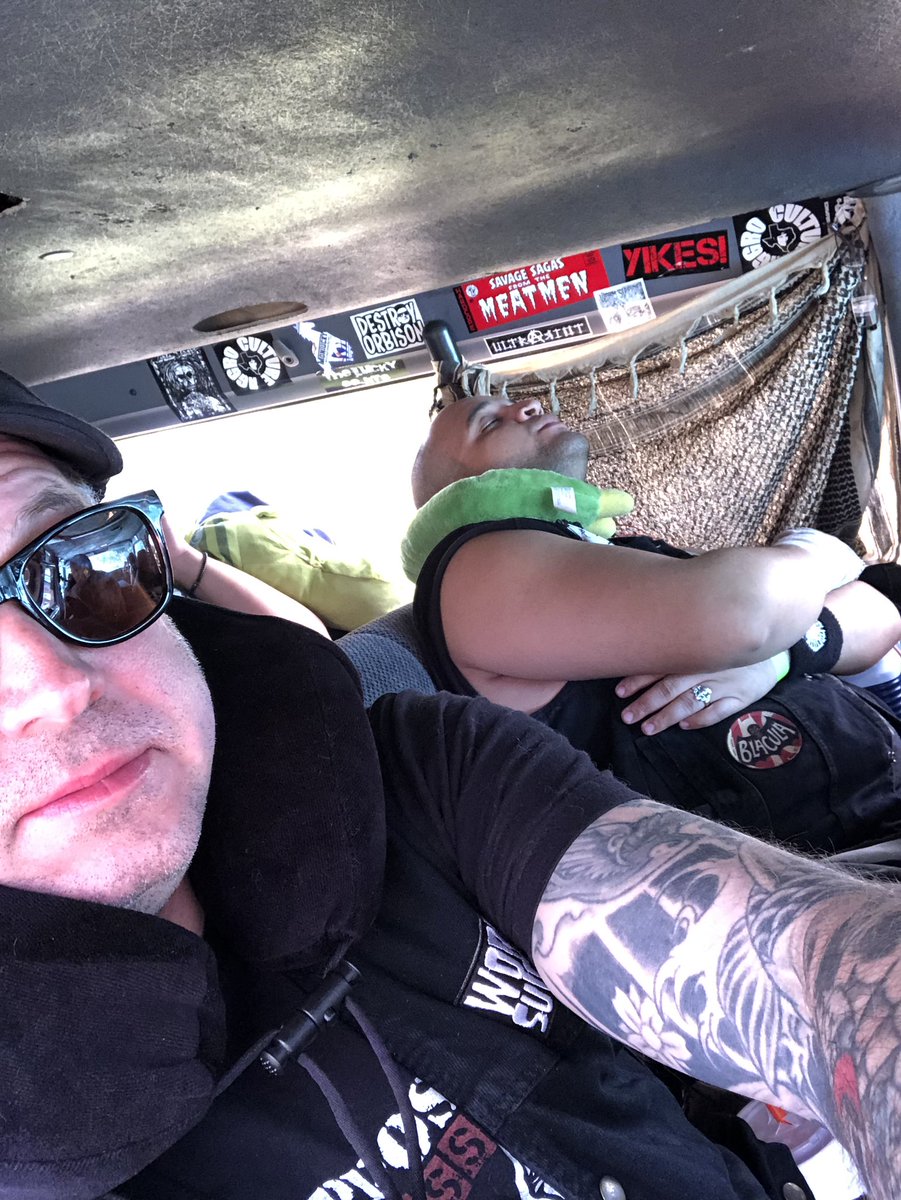 Makinbeliever's tweet image. Van stuff. #northTexas #wormsuicide