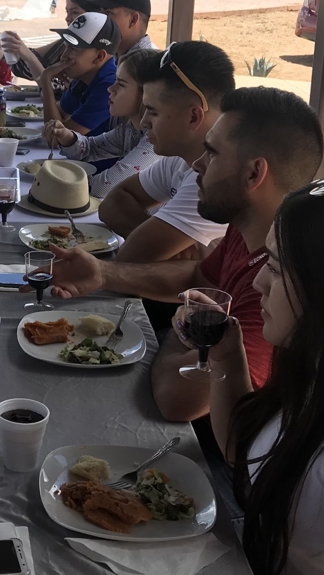 PROMETEC1's tweet photo. 🍇Visitan estudiantes @CEUNOOficial Agua Prieta viñedo “Uvas de Altura”, bienvenidos a una nueva cultura #enoturismo 🍇 #PROMETEC impulsa la industria vitivinícola de la región. https://t.co/0zO4XUknLX