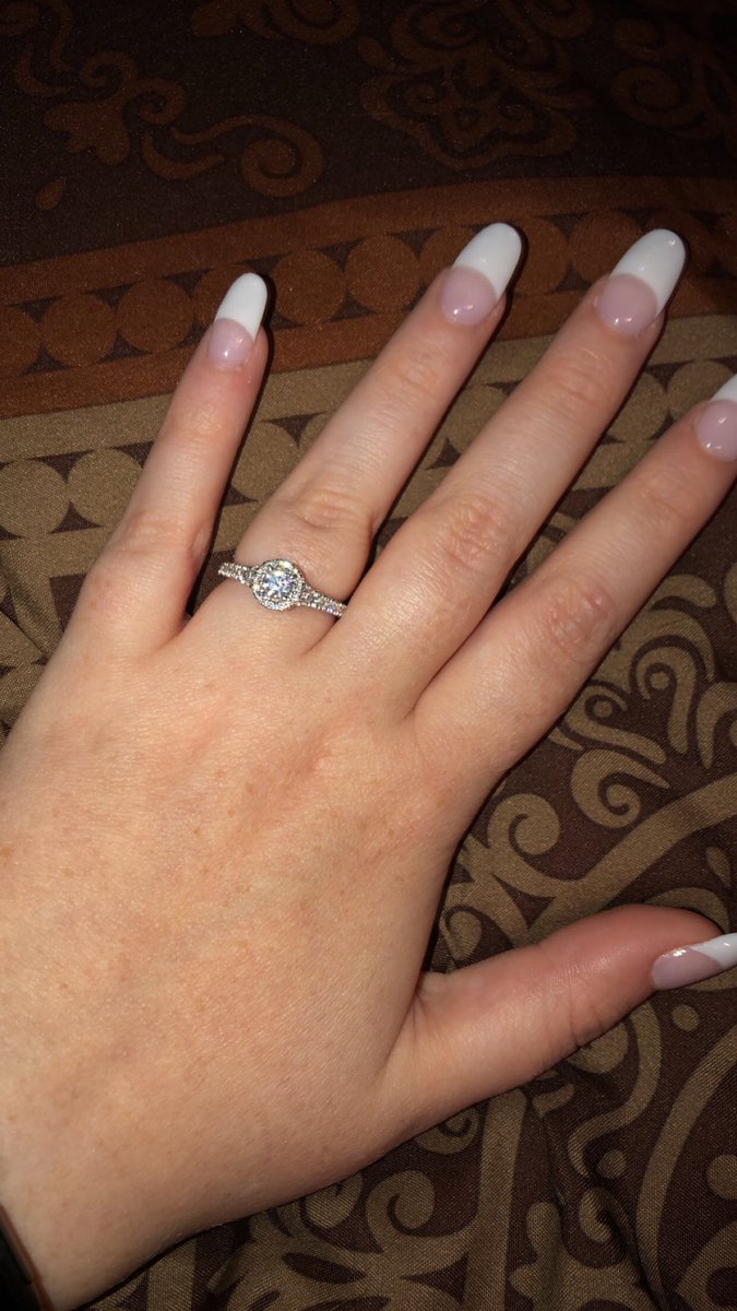 ItsStillClaire's tweet photo. Still in shock that im engaged 😍 #KeepingUpWithTheKennedys2020 https://t.co/K9bu9Iumk2