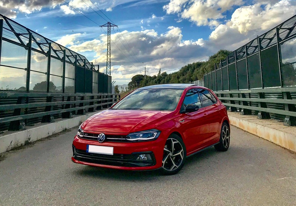 VW_es's tweet photo. Cuando el mejor plan de un domingo tarde es un Polo🍦 ¡Gracias por la foto Joan Gabri! • ¿Quieres que compartamos tu mejor foto o contenido #Volkswagen? ¡Envíanosla por privado! 📲 #VWPolo #VW #UGC https://t.co/1VO7EhbiCx