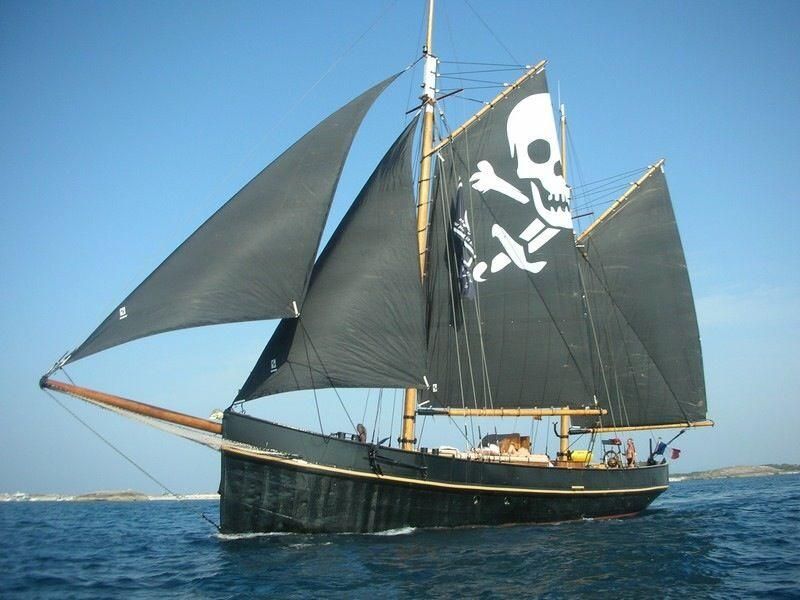 ibiza2love's tweet photo. Enjoy the Pirate Experience! ⛵💙 with 📸 Marco Polo Ibiza! Amazing and exclusive Day-trips between #Ibiza &amp; #Formentera Enjoy your quiet day to relax on this 23m historic sailboat ❗️This summer with our special #Ibiza2Love Summerdeal Discount of 10% https://t.co/Le36j6ys5q https://t.co/3CMaWAINt7
