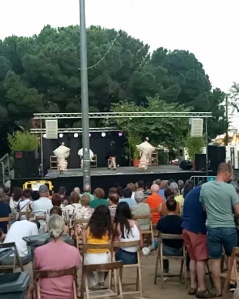 ercmataro's tweet image. Aquest vespre al final de Festes de la Llàntia amb Fira d'entitats! Ambient assegurat amb Sabor Andaluz, Harmonia, La Clave i Zumba!
#llàntia #sommataronistes