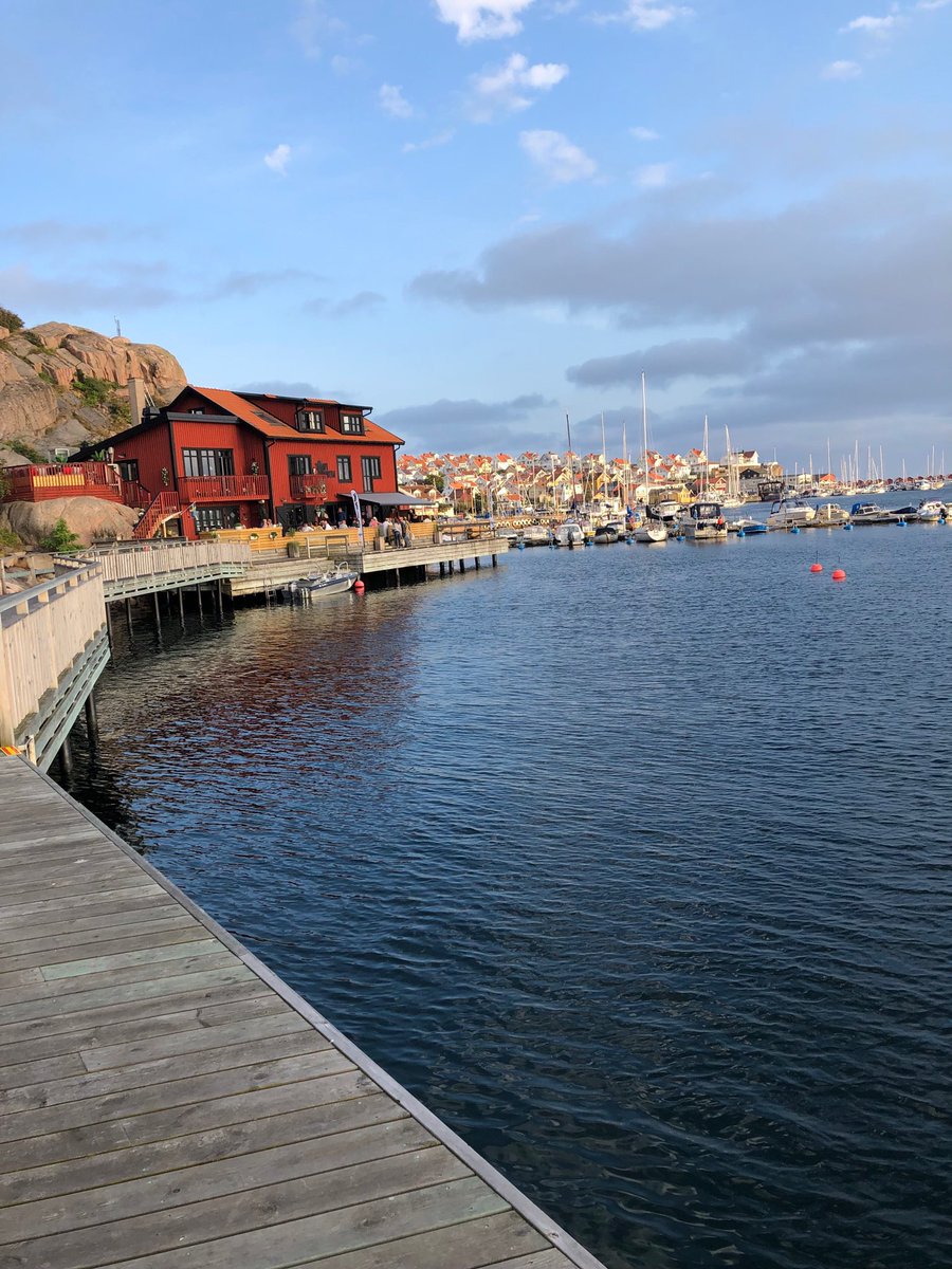niklasa24's tweet photo. Världsklass i Kungshamn - Tant Anton. https://t.co/5bOGUGeUUL