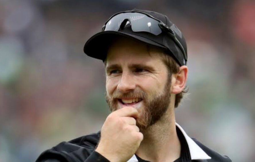 FaezaDawood's tweet photo. New Zealand lost #CWCUP2019 🏆But, Won Hearts 🖤💙🖤
•Throughout the #WorldCup19 ,
#NZ Played like Gentleman under the Captaincy of #KaneWilliamson !
#ENGvNZ #NZvENG #BlackCaps https://t.co/r6Zd5OEE8I