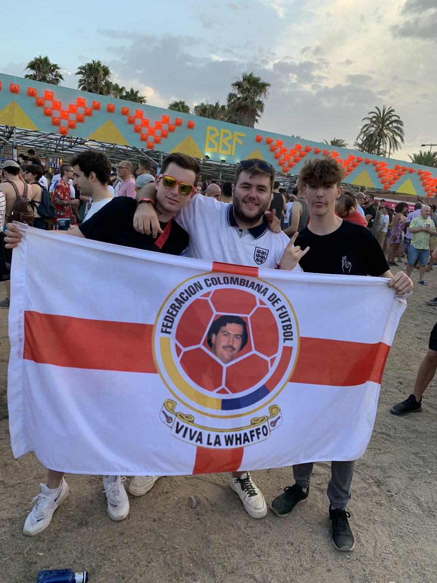 WhaffoOfficial's tweet photo. Spotted a few fans away in Spain over the weekend..👇🏼💛💙❤️ https://t.co/FKGJNfF0Q5