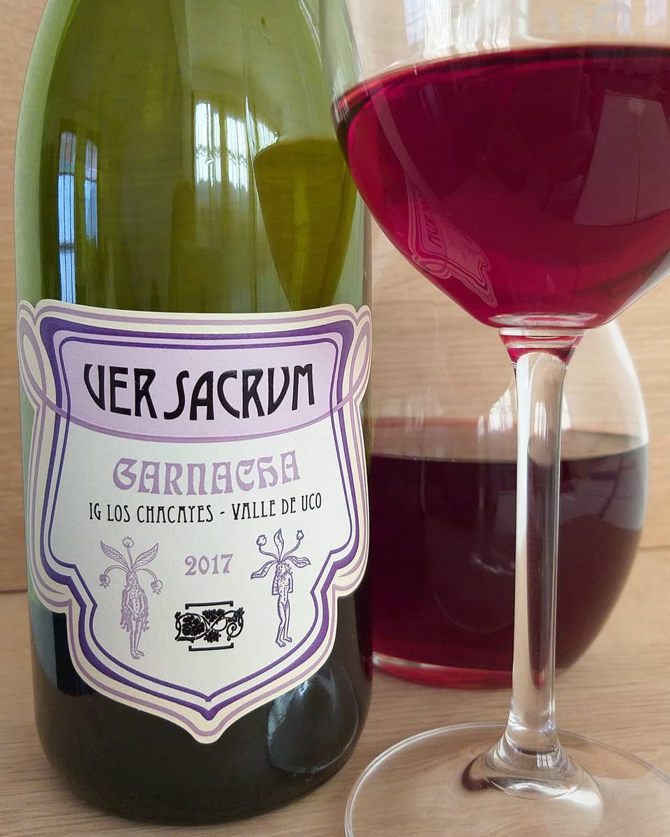 vamarecos's tweet photo. Fan de la Garnacha Argentina gracias a @VerSacrum 👊🍷 https://t.co/5fmVCu3Ahj
