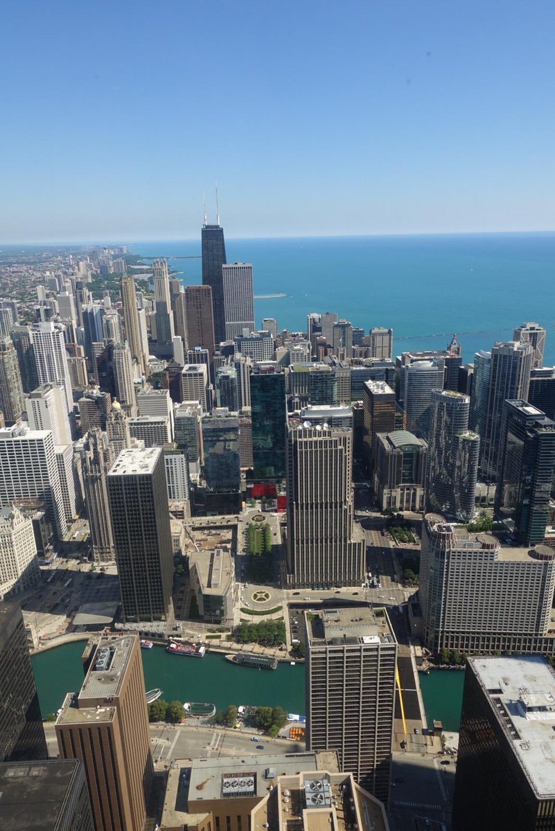 ir_global's tweet photo. It was a great day of breakout sessions Friday at #IRCHICAGO19 it was great to see all of the members and sponsors in attendance meeting, networking and enjoying their time in Chicago! 

#IREVENTS #Chicago #Networking #Network https://t.co/pebR7crecz