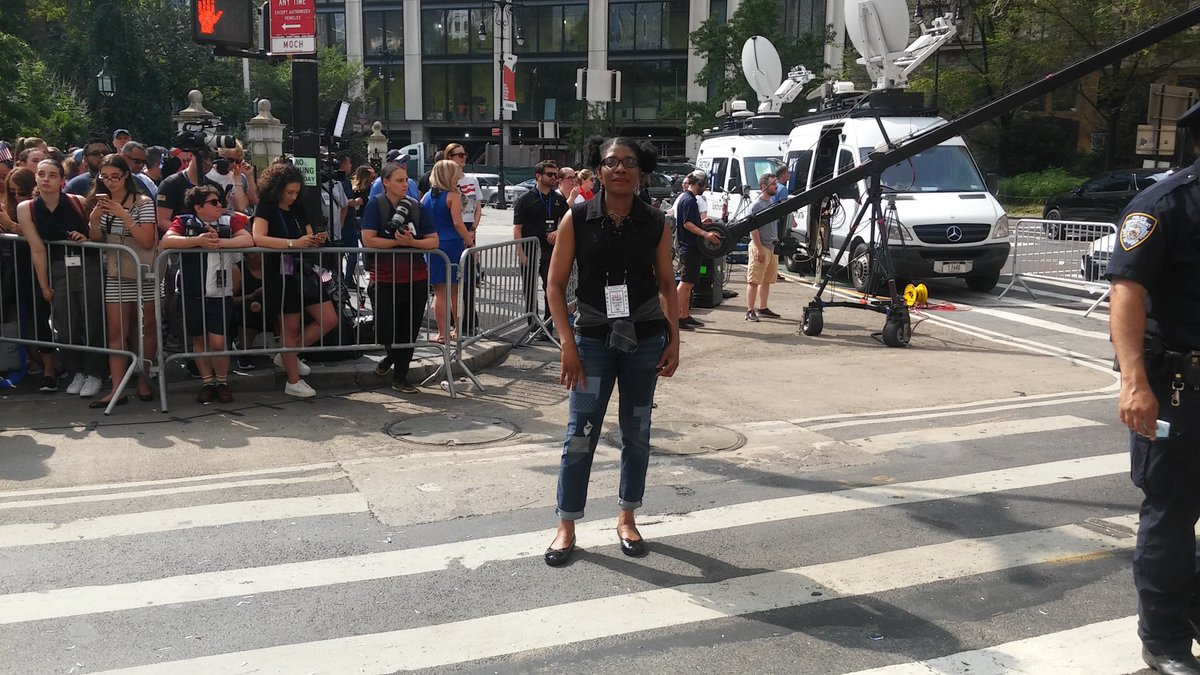 Flomafomemeh's tweet photo. With @ny1 News covering US Women's #Soccer #team ☺ Best assignment everrr! I played HS soccer! My heart still races when I see a soccer ball! 😂 I salute you! #TickerTapeParade #uswst #parade  #Championship #Heroes #canyonofheroes  @newmarkjschool #NewmarkJSchool #ny1politics https://t.co/wVGztyGfAZ