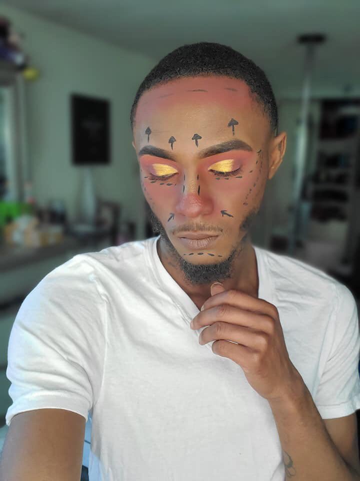 billioncosmetic's tweet photo. Botched... Billion Cosmetics Millionaire Palette 🎨 https://t.co/VoDHwIu2Dj https://t.co/aMwxfjqLve