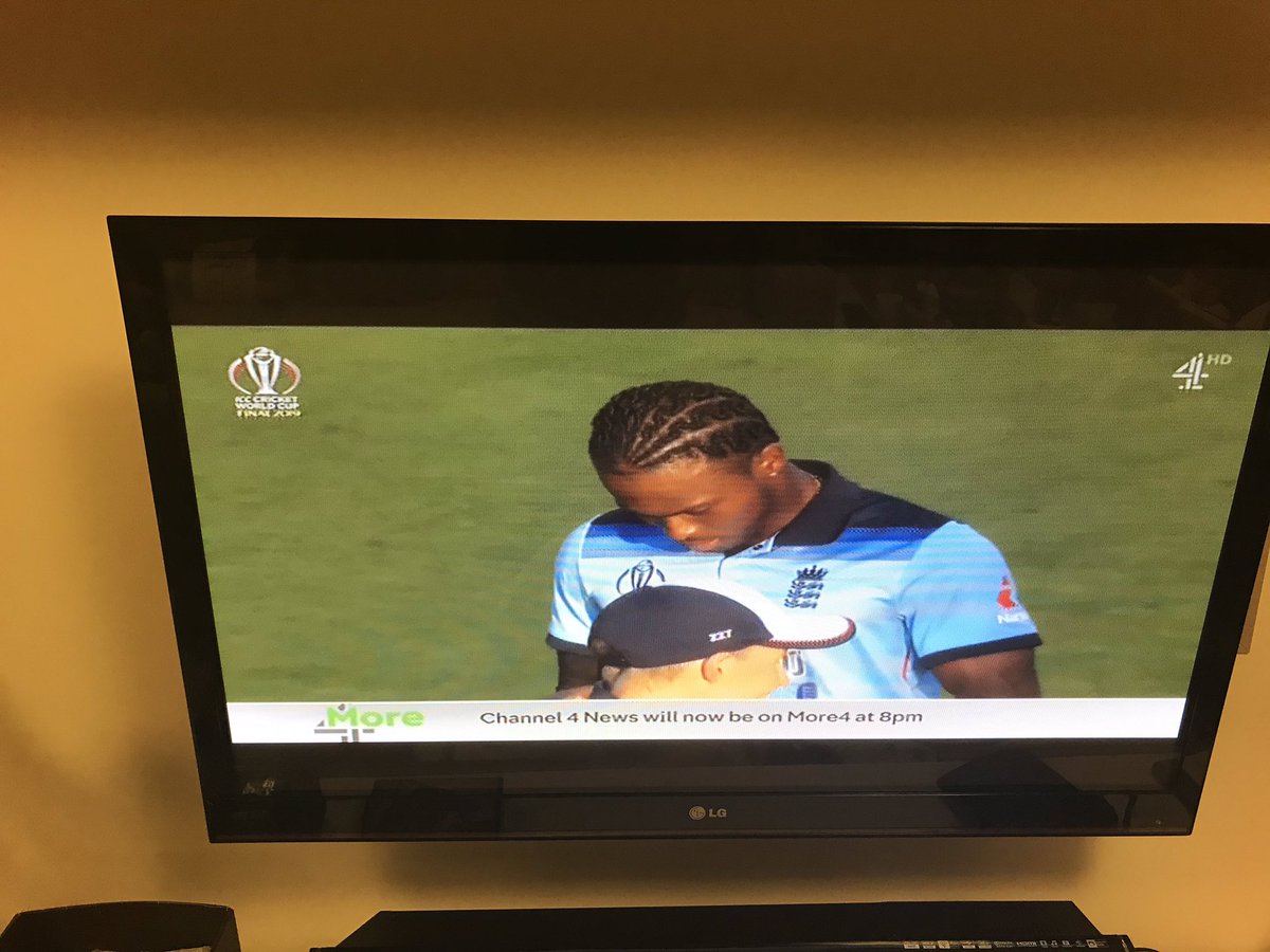 picolakitty's tweet photo. From London 🇬🇧 to Bridgetown  🇧🇧 Well done boys !!!@cricketworldcup https://t.co/2KpX1Gs3dD