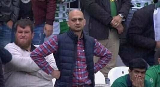 anupshah1997's tweet photo. #CWC19Final 
*England wins the final match*
*Le Indian fans: Well Played New Zealand, You are Champions for us.
England team : https://t.co/I4AmNrN0hz