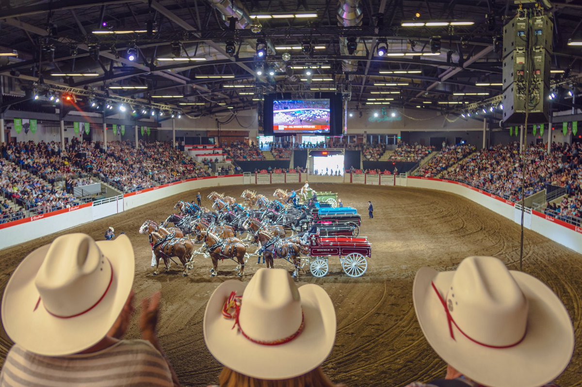 Raffymagallanes's tweet photo. The Stampede Corral #yyc #CalgaryStampede @calgarystampede @TourismCalgary @ExploreCanada #calgary #CalgaryStampede2019 https://t.co/FhBt8ZaZz6