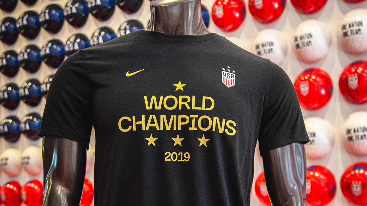 ussoccer's tweet photo. #FanStudio Final Day Tomorrow‼️

If you're in Chicago, it's your last chance to check out #FanStudio, presented by @Visa!  Come check out the limited edition 4️⃣⭐ gear, as well as get a picture with the #FIFAWWC Trophy!🏆

📍1021 W. Lake St. https://t.co/QZHKbsOriP