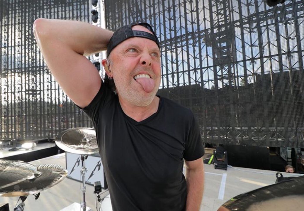 TheMetalliHat's tweet photo. Photos from last night’s show in Trondheim, Norway.🤘🏻 #Metallica #MetInTrondheim #JamesHetfield #LarsUlrich #KirkHammett #RobertTrujillo #WorldWired Credit: Jeff Yeager and Brett Murray https://t.co/SJO873ukEm