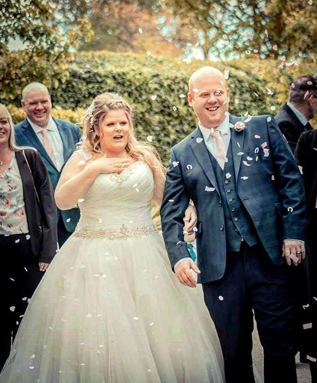 I always love the expressions when the confetti comes out #weddingphotography #wedding #bride #weddingphotographer #weddingday #weddingdress #weddinginspiration #photography #love #weddings #groom #weddingplanner #photographer #weddingphoto #destinationw… ift.tt/2YTYkvd