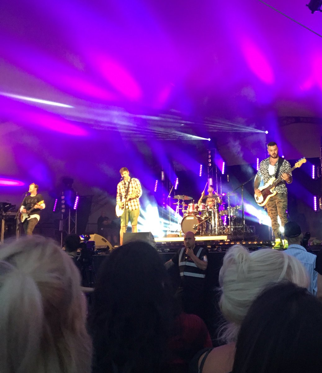 Lisa Charkiewicz tweet media