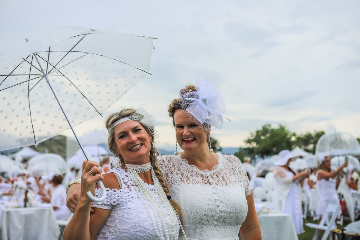 A few photos from our amazing #DEBOkanagan2019 Thanks to all of our guests for making the evening so memorable. #DEBOkanagan #wearwhite #whitedinner #Okanagan