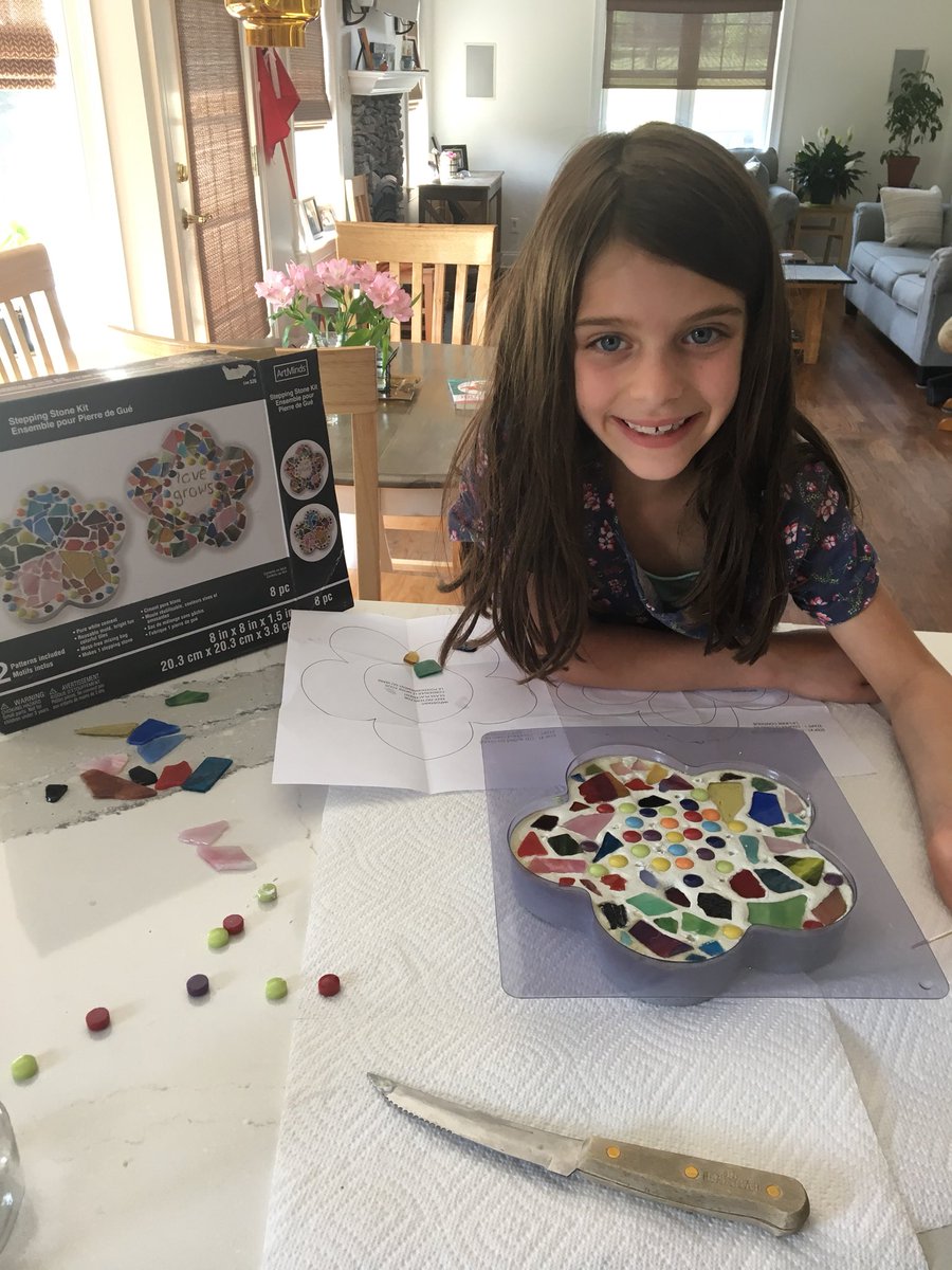 MrsAMLyons15's tweet photo. Little arts and crafting project here in LaGrange this afternoon #SiennaRose #cementmixing #glasspieces #summerart2019 https://t.co/ghorNhMeFI