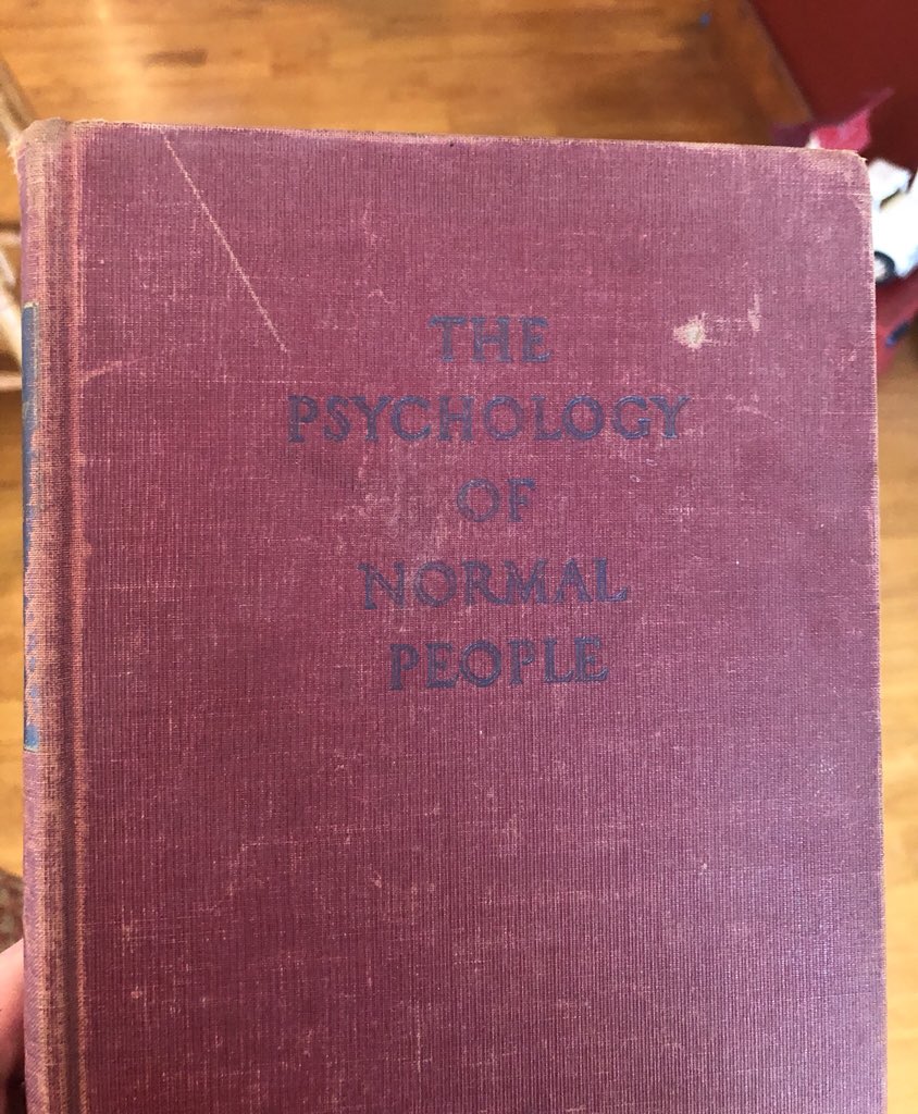 Loganhnry's tweet photo. The things that show up at my family functions. #studythem https://t.co/EMkzz6wF09