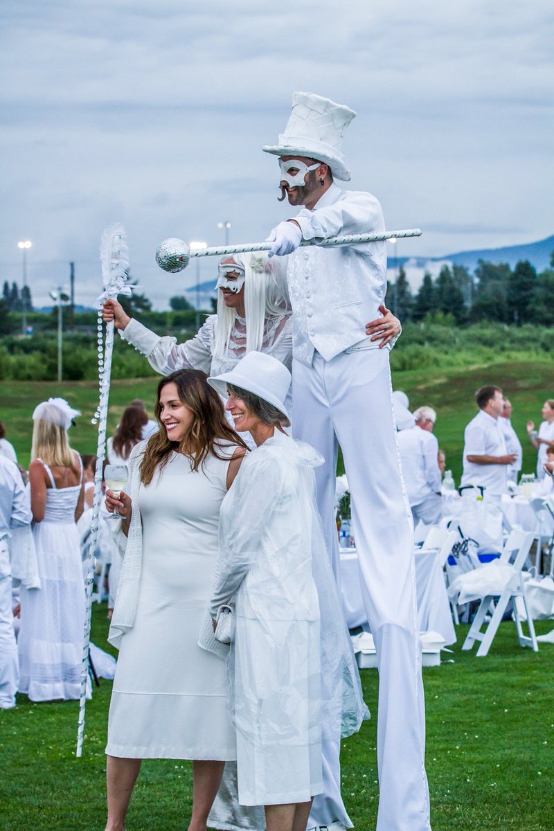 Thanks <a href="/kinshira_fire/">kinshiraperformancetroupe</a> as our most creative partner for #DEBOkanagan2019 We can't wait to see what you have planned for us next year.  #DEBOkanagan #dinerenblanc #Okanagan #whitedinner