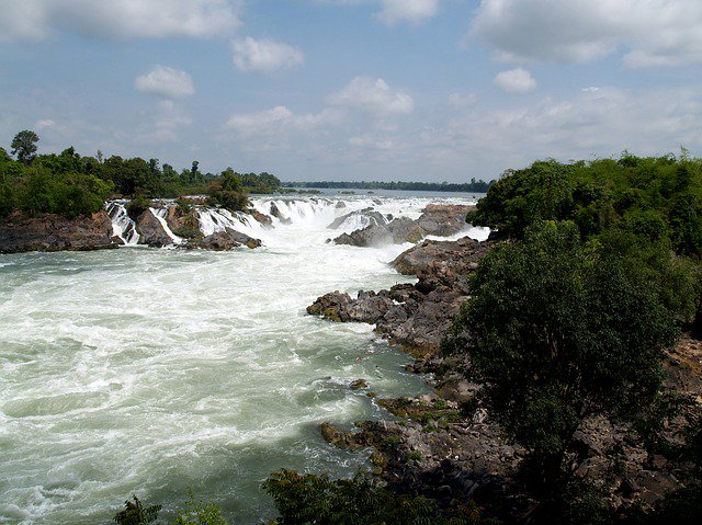 Sheriff_Donut's tweet photo. Photo By 41330 | Pixabay 
 #fourthousandislands #laos #waterfall #nowstreaming #musicstreaming #streamingnow #streamingmusic #vemprostreaming https://t.co/nOWblBGOmq