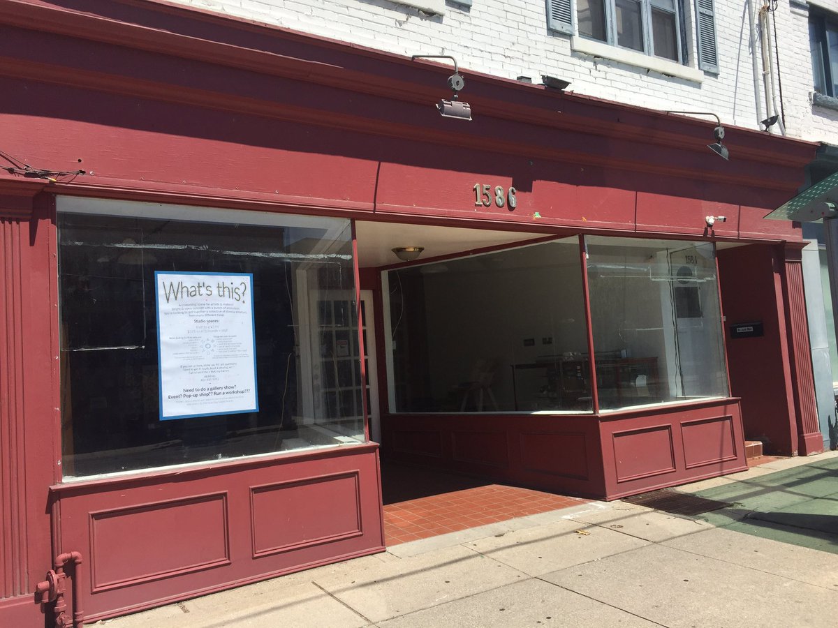 BenFenlon's tweet photo. A #CoWorking space for #artists and #makers - #DupontStreet - #Toronto ... #Vendors wanted! 😊👍#JunctionTriangle #JTriangle #TorontoPopUp #TorontoArtist #TorontoArtists #TorontoArtisans #WestToronto #TorontoPopUps #DupontSt https://t.co/Jrk2nVBUcO