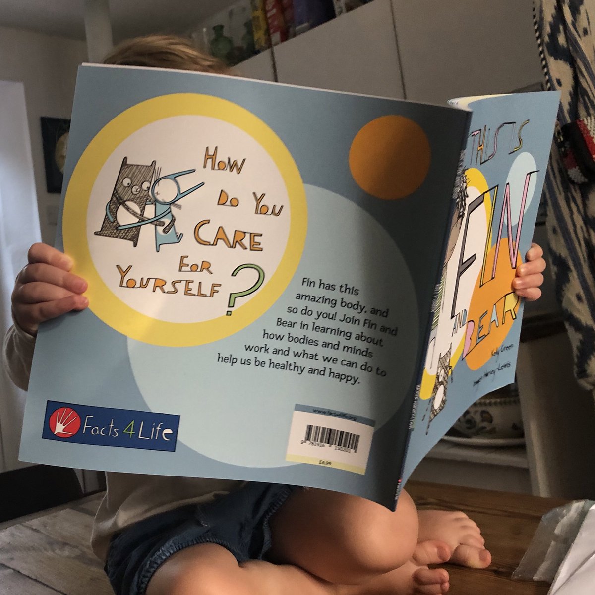 DoctorChrisVT's tweet photo. Lyra enjoying โThis is Fin and Bearโ - a new book by @KellyGreenHappy and @ImogenHLewis and @facts4life_org which is warm and funny and will empower children to take care of their bodies. Out soon. https://t.co/jVdnONWuvh