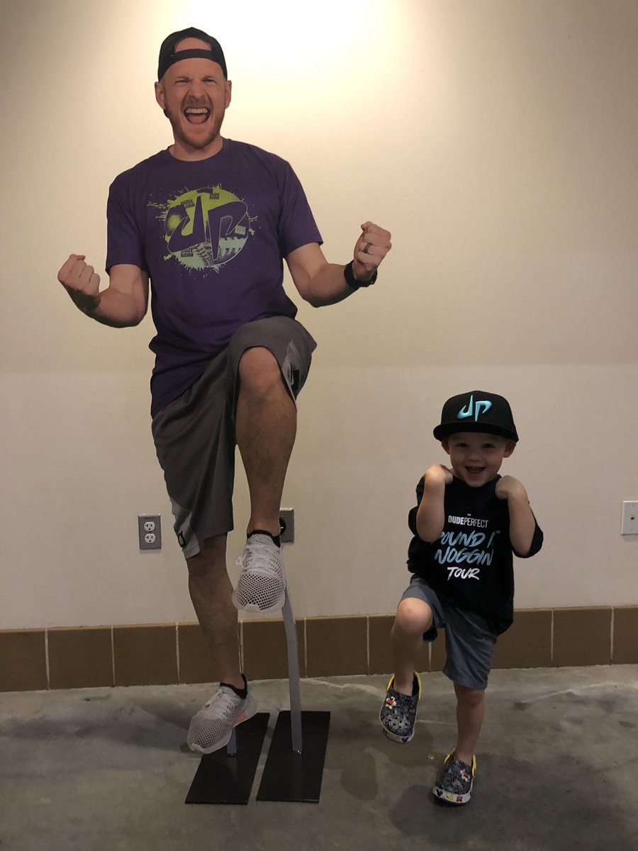 MoneyMikeTBOSS's tweet photo. My little dude having a blast at the @DudePerfect tour in Fresno #notsanjose 😂 #favoritemember https://t.co/lyJCh3lsgC