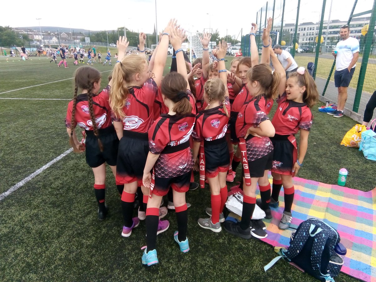 RugbyKites's tweet photo. Under9s & under11s @RugbyKites supporting #halfagame today @RugbyTimbers festival #FunInTheSun fantastic rugby on display ππ π
@WelshRugbyUnion @waleswomenrugby @CBluesCommunity @shonapowell08 @BenRose9980 @bronniejones94 @DistrictCGMG @gwernyfedladies @CarysPhillips2 https://t.co/wdSPw2VqOK
